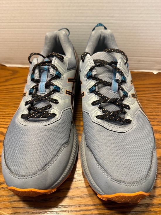 Asics Light Gray and Black Trail Running Shoes with Blue Accents main image 5